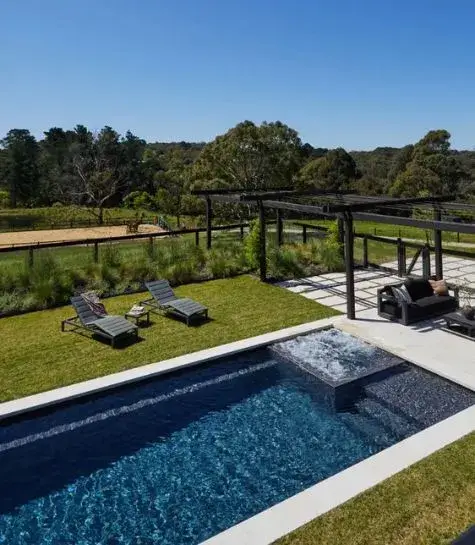 Luxury Pool Construction in Melbourne
